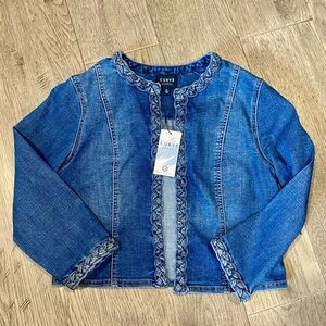 NWT Curve Appeal denim jacket. Size Medium